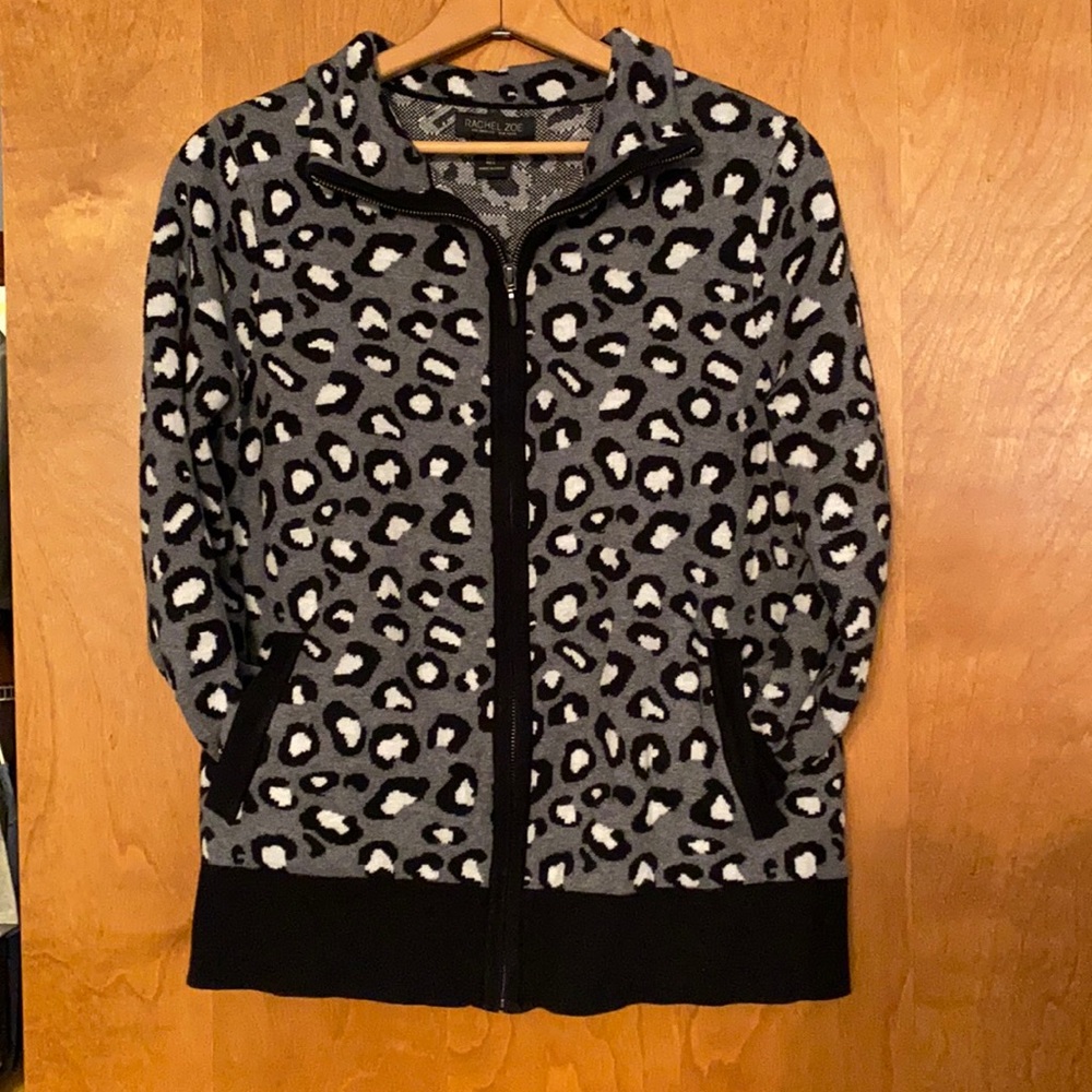 Rachel Zoe animal print sweater size L